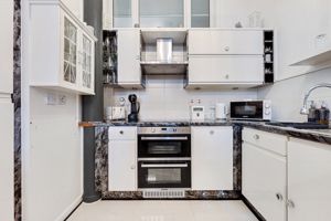 Photo 19- click for photo gallery